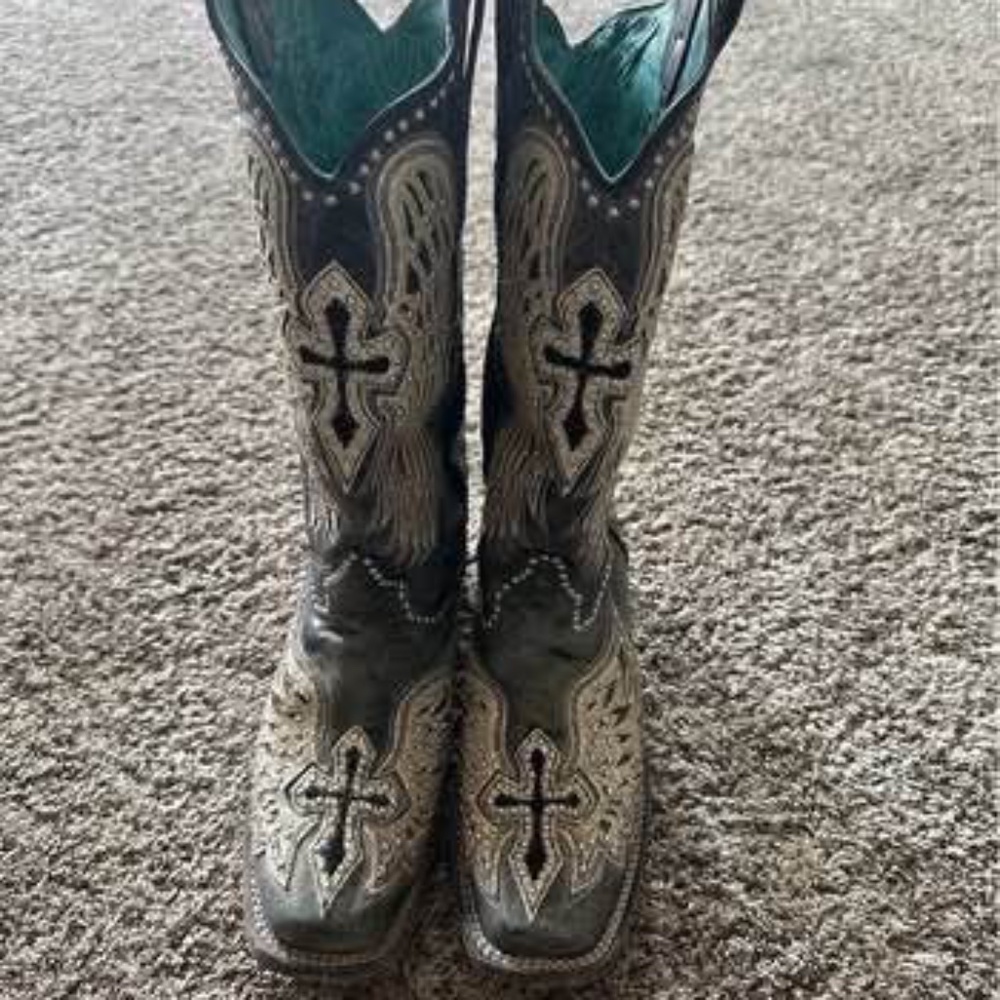 Woman’s corral boots